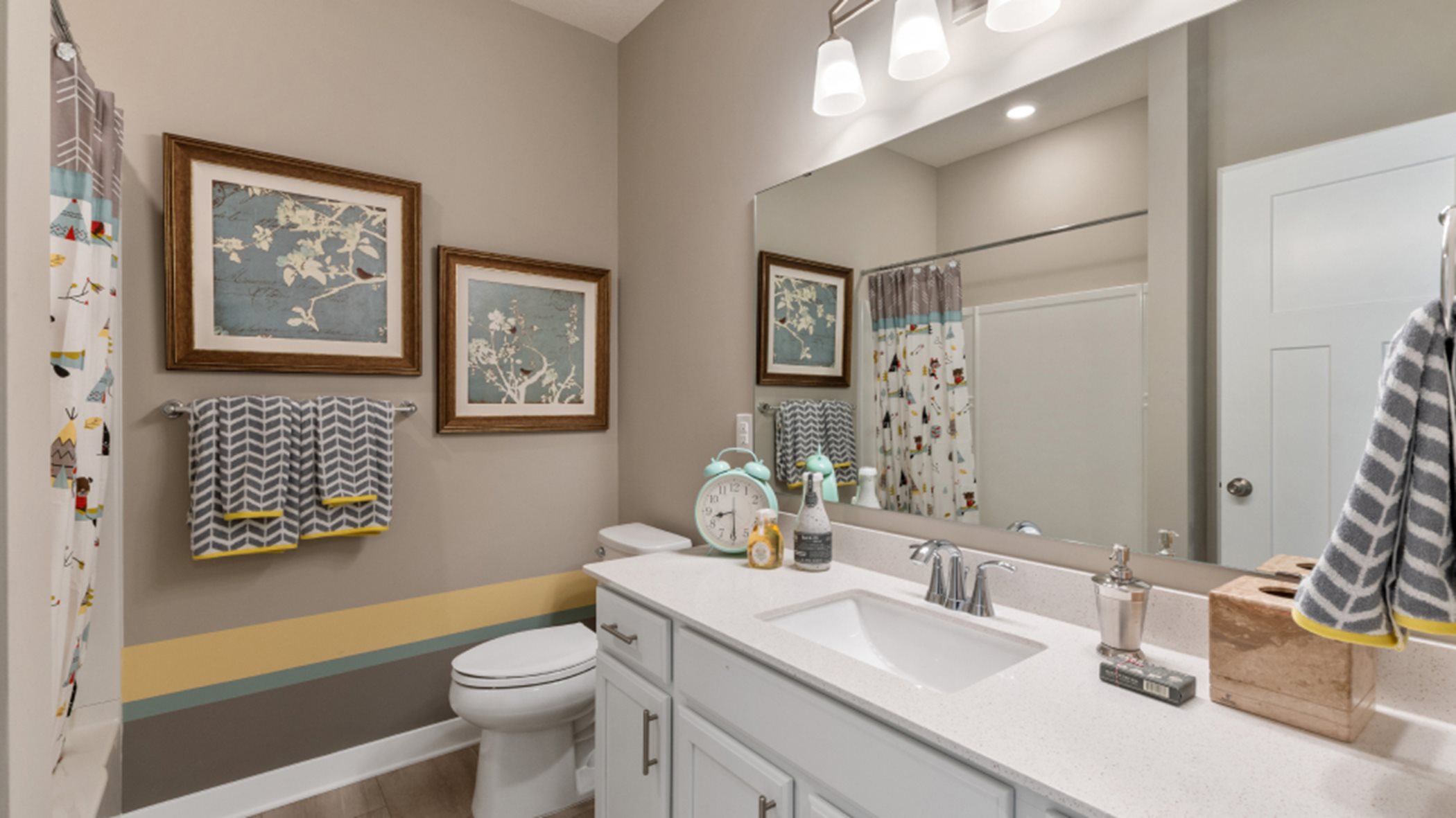 Fieldstone Passage Discovery Collection Clearwater Bathroom 2
