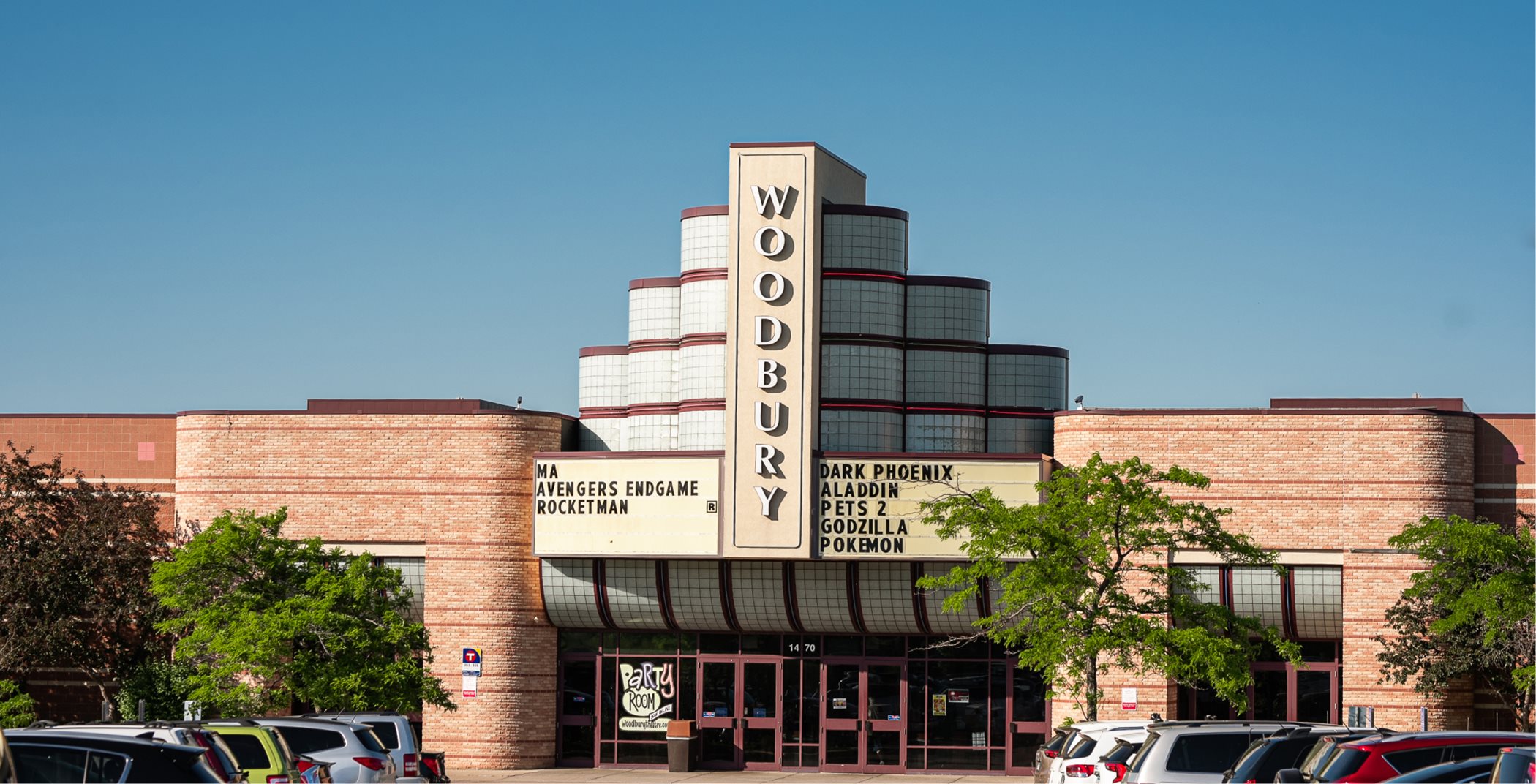 Woodbury 10 Theatre  