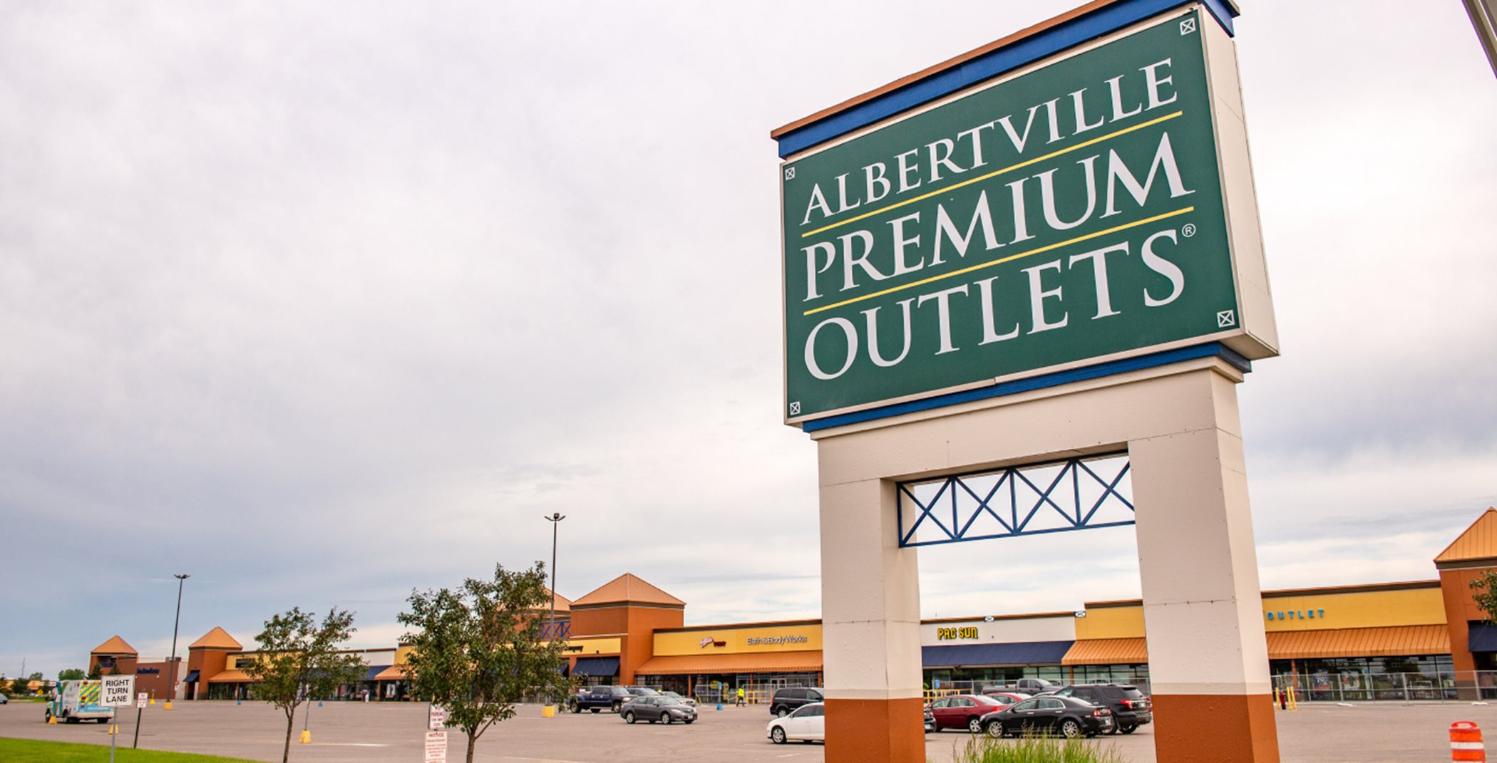Albertville Outlets
