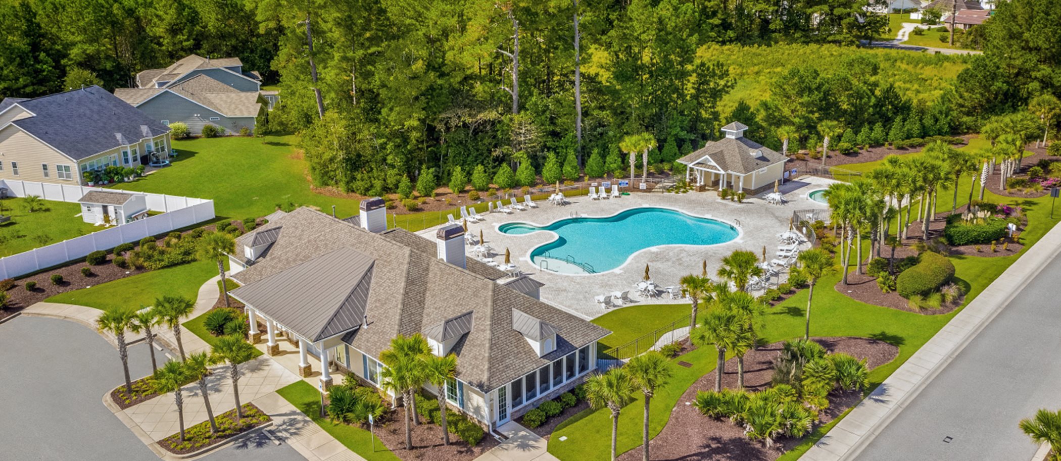 Aerial view of Palm Lakes Plantation clubhouse