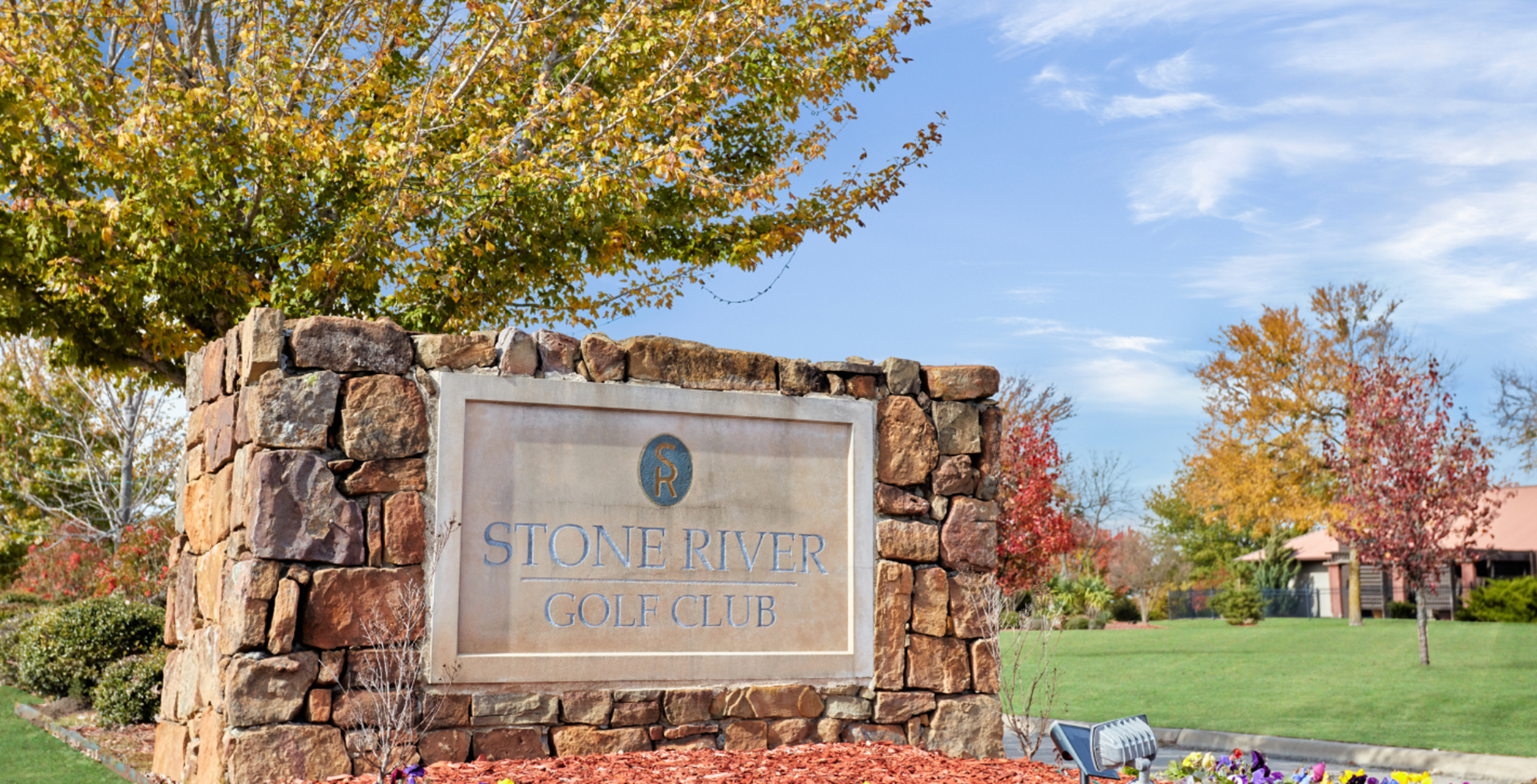 Stone River Golf Club sign