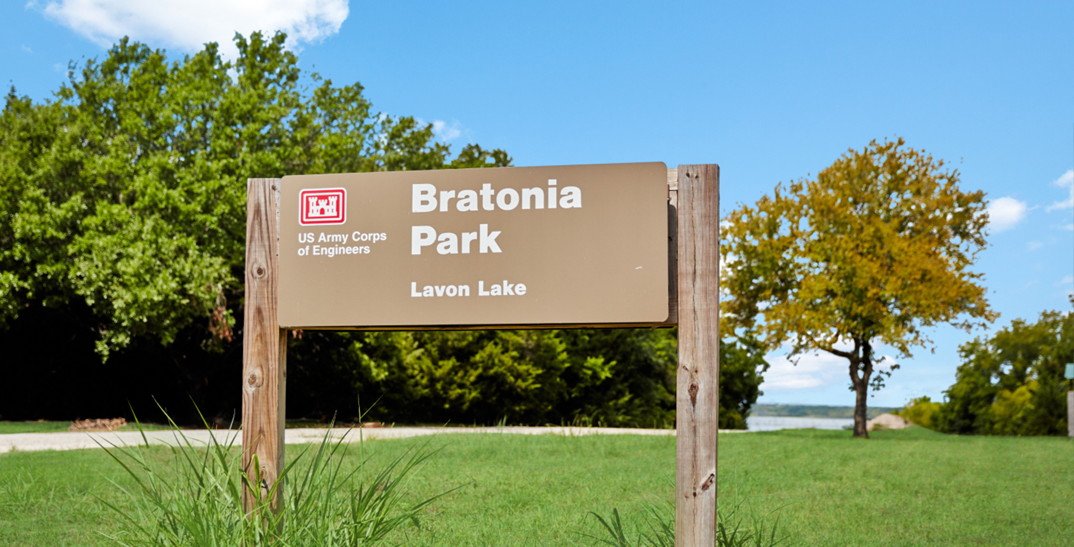 Bratonia Park nearby
