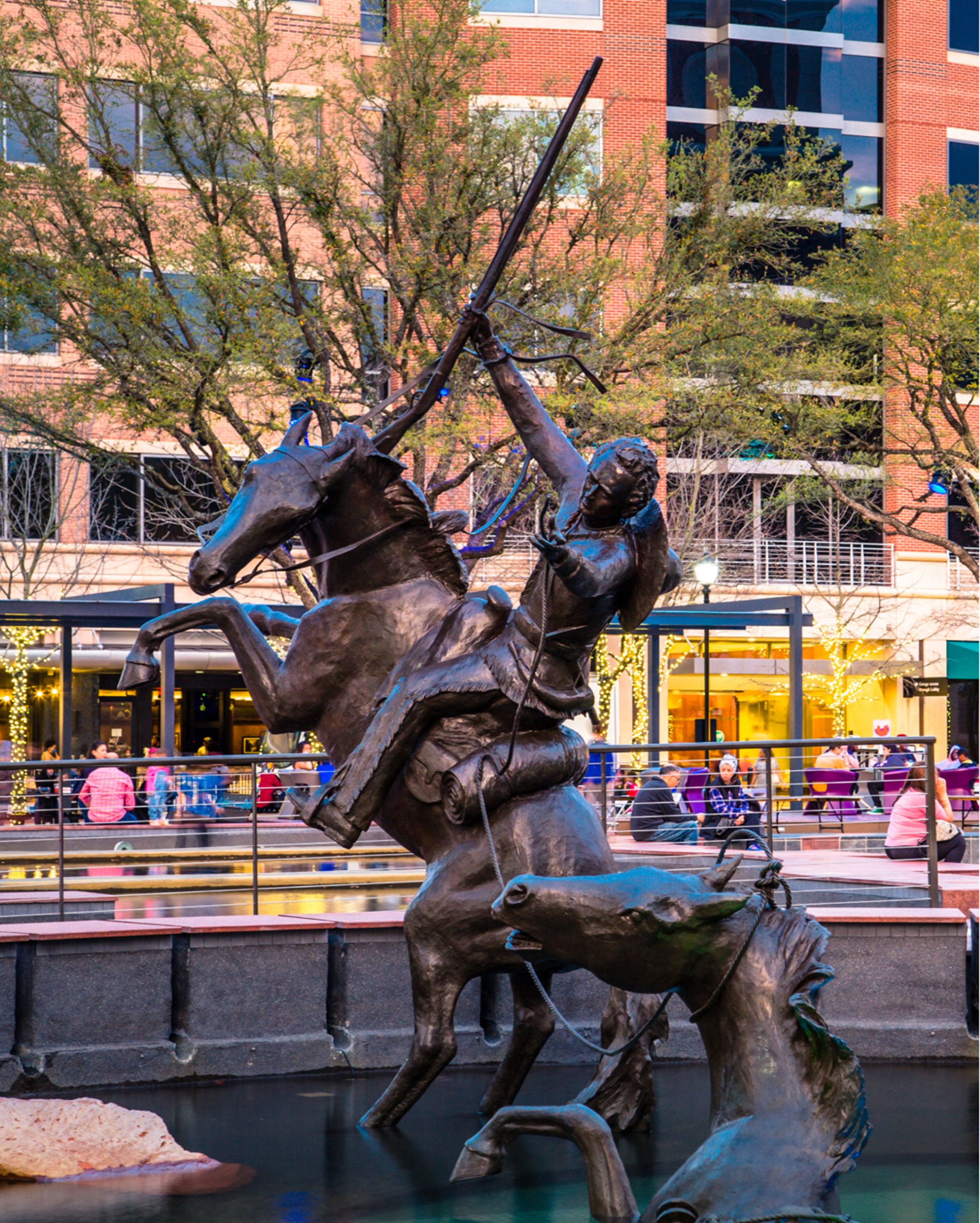 Downtown Richmond statue