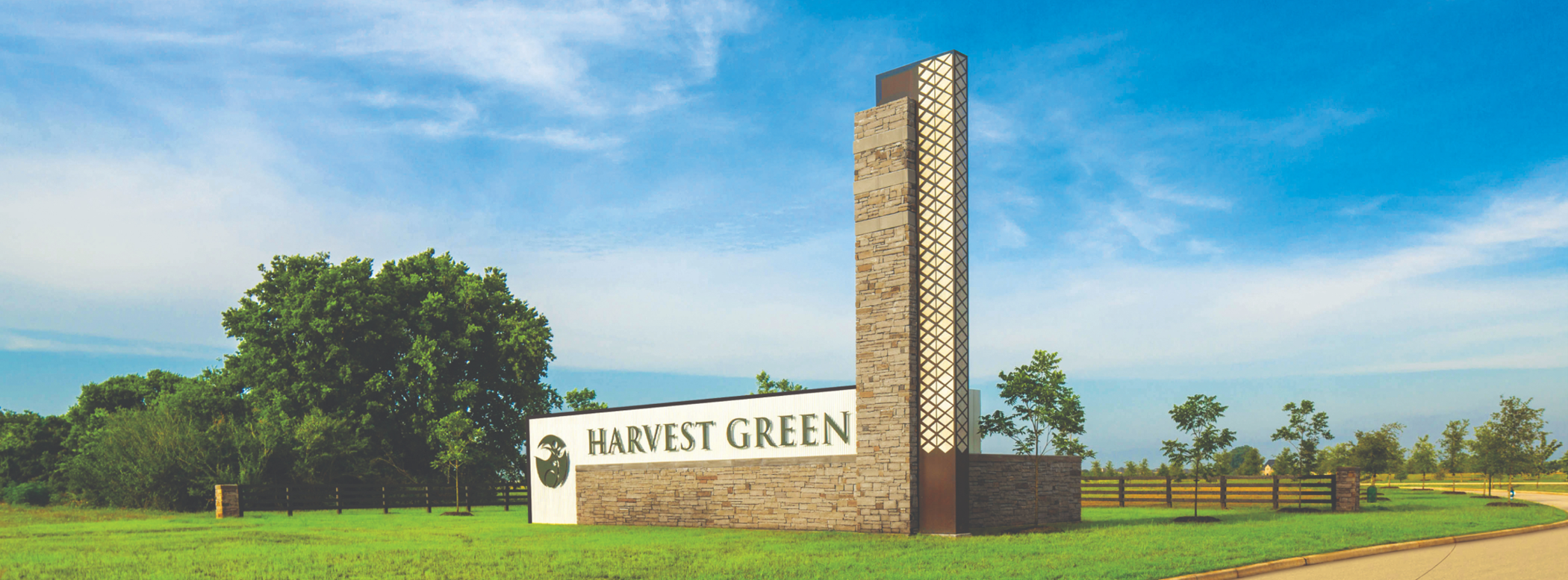 Harvest Green Entry Monument