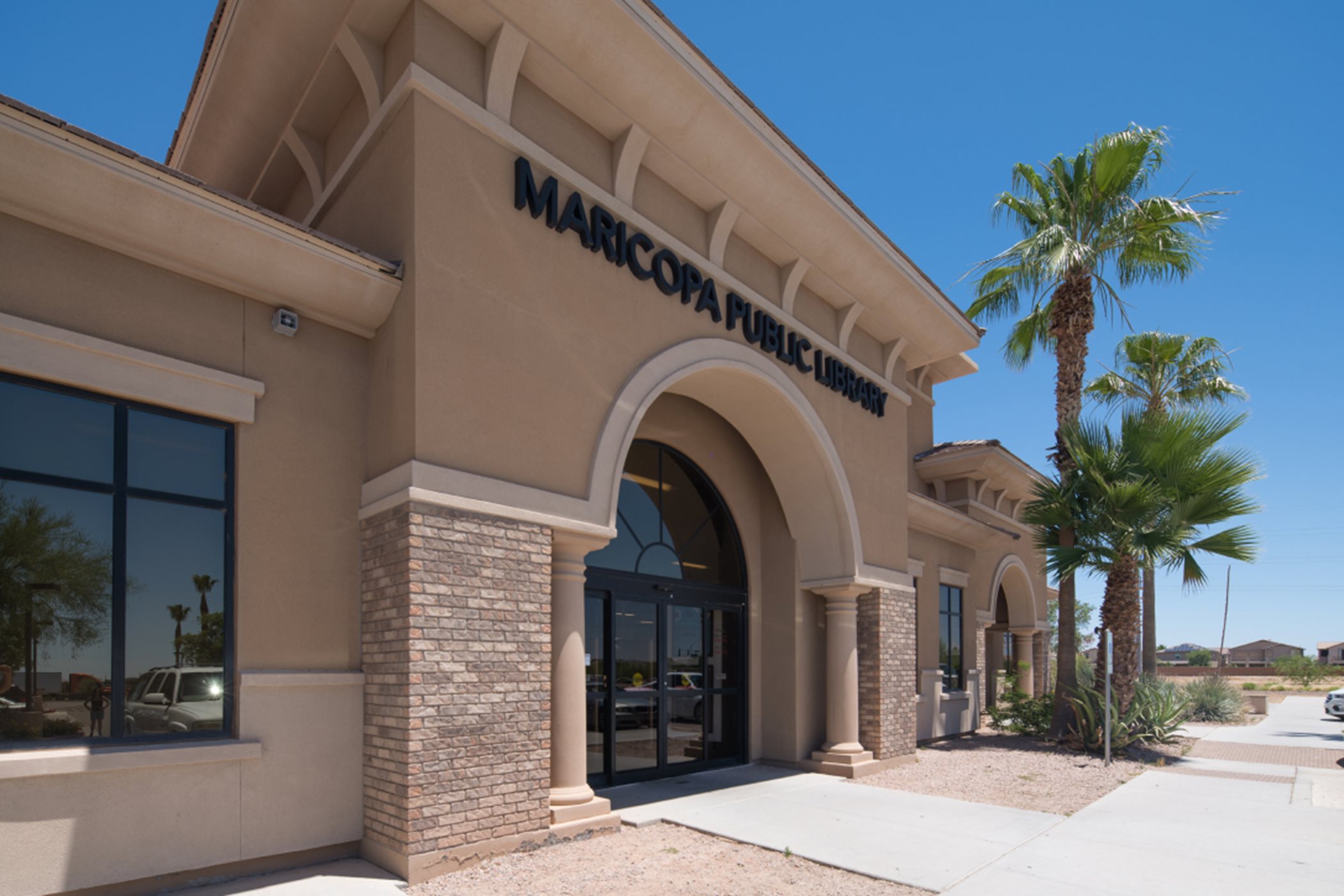 Maricopa Library entrance