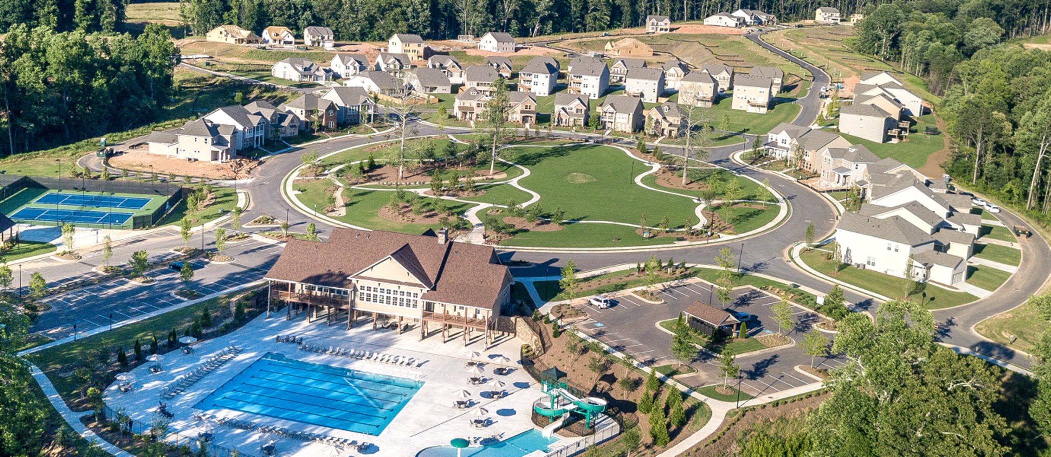 Aerial view of Mountain Crest Clubhouse and Walking Trails