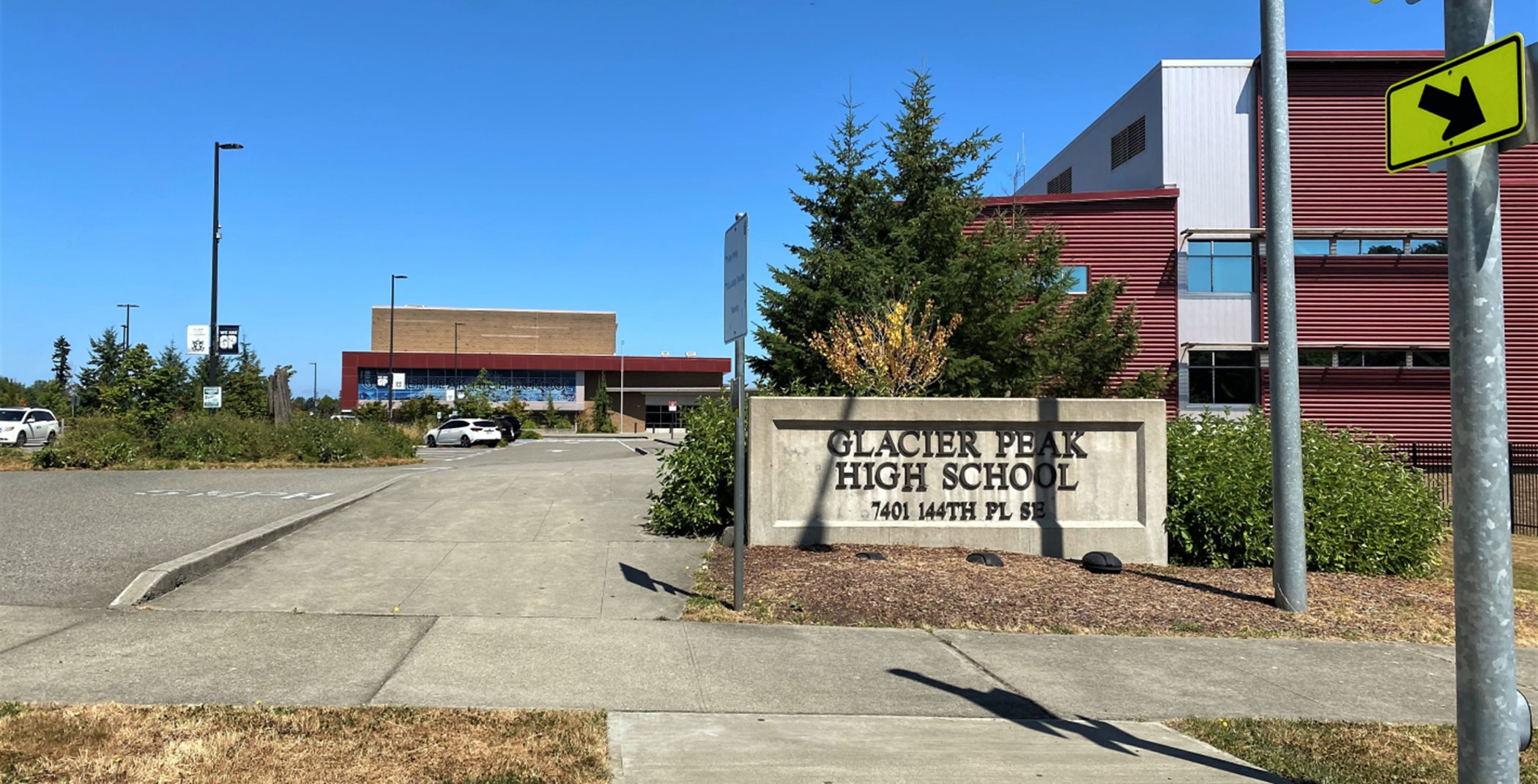 Glacier Peak high school entry sign in daylight