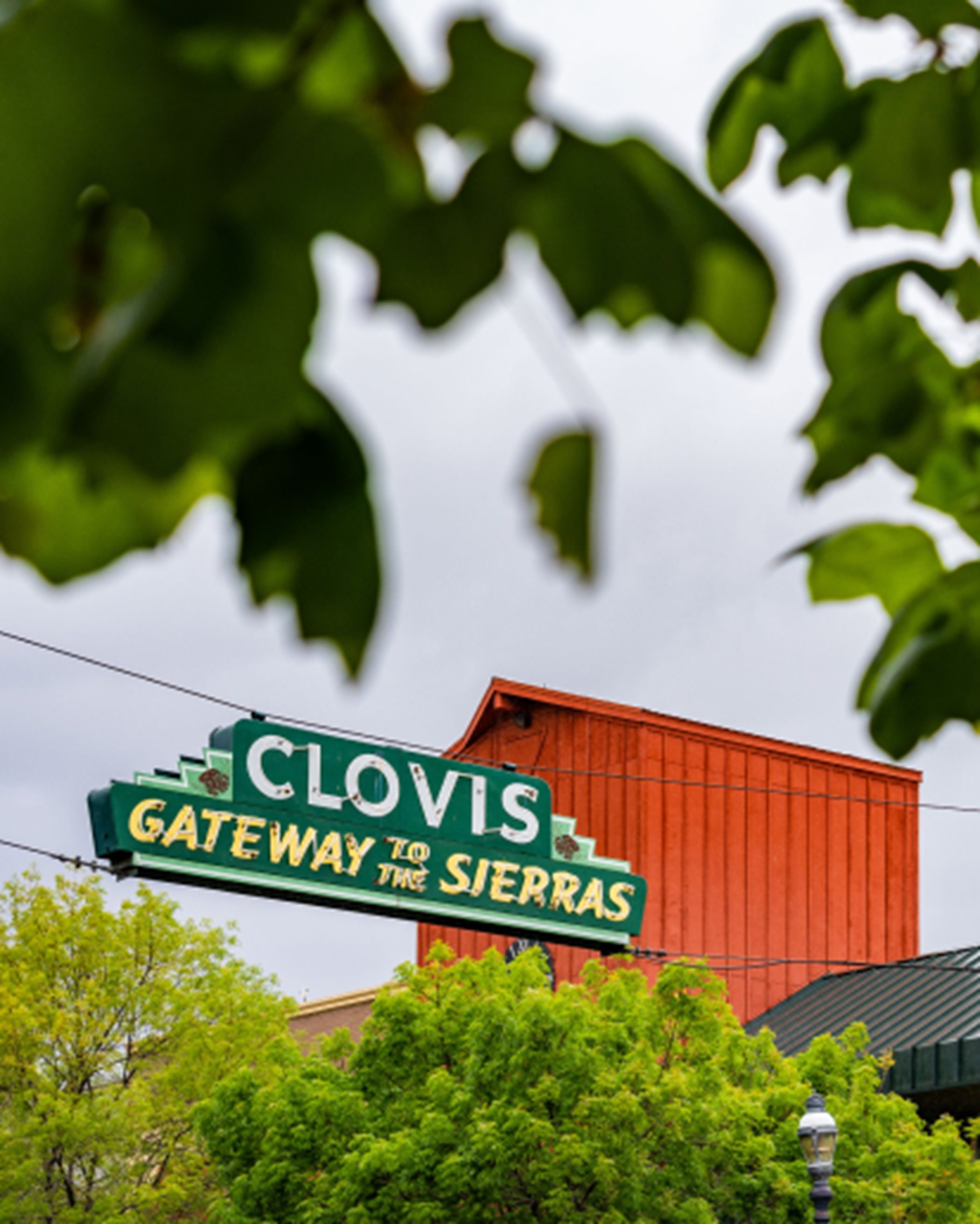 Clovis City Sign Of The Sierras