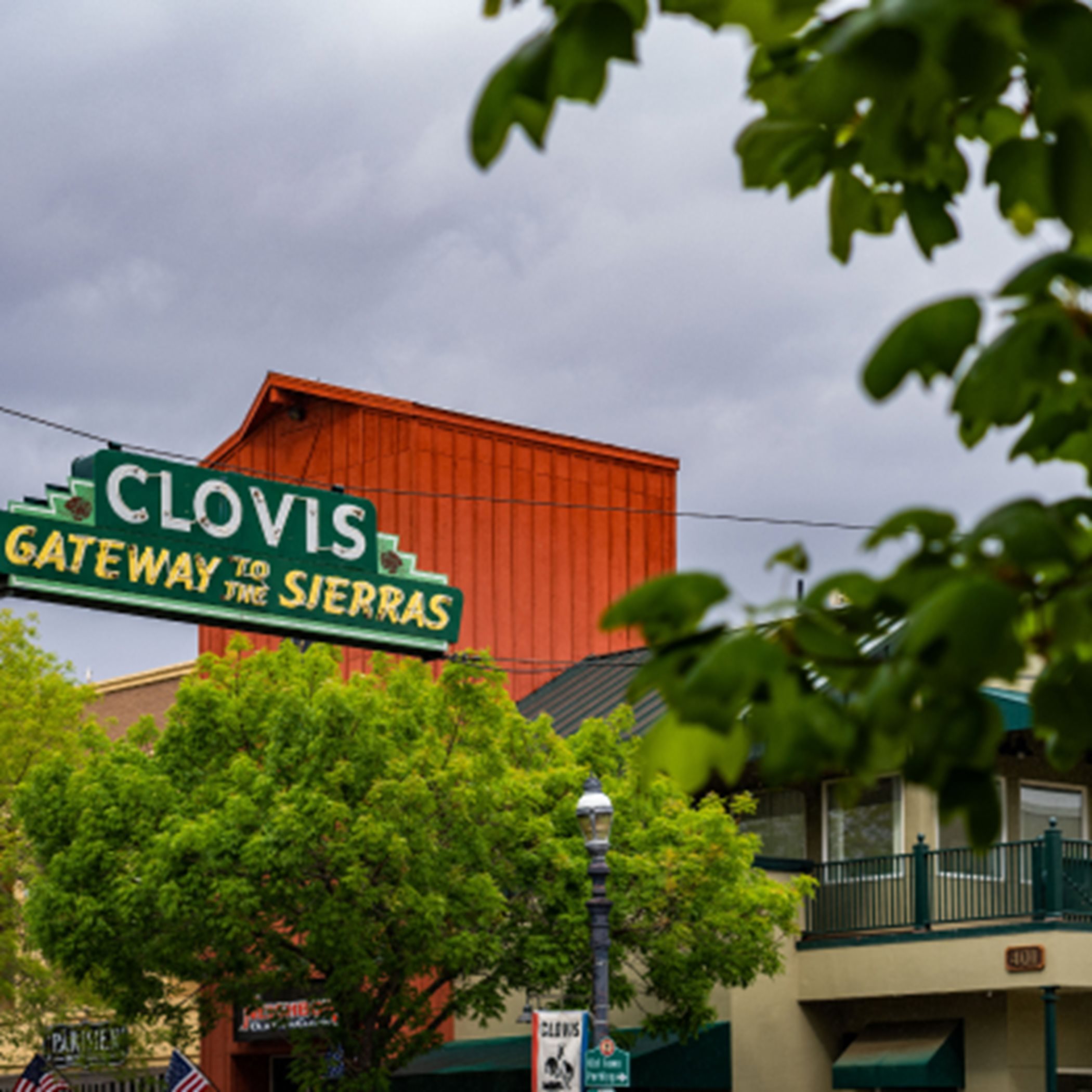 Clovis City Sign Of The Sierras