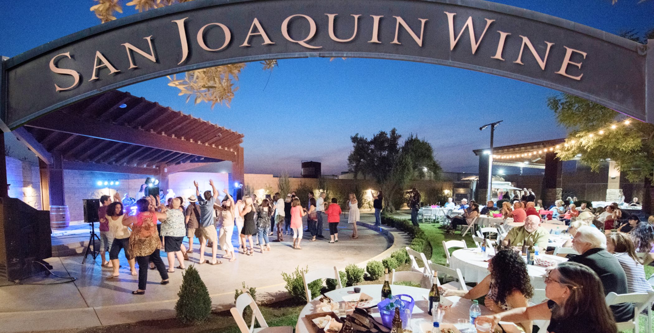 San Joaquin Winery entry monument