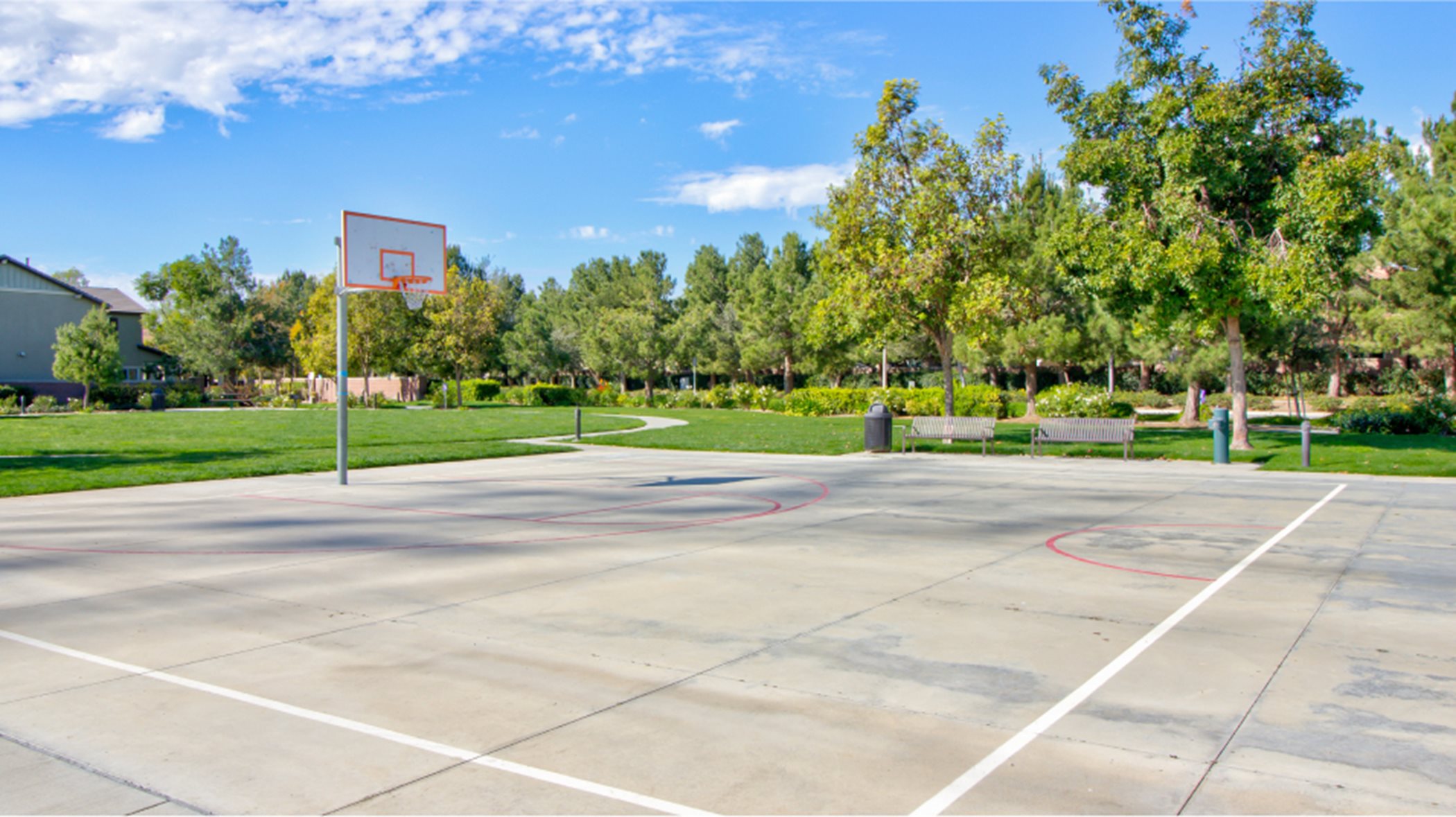 Gardenhouse basketball court