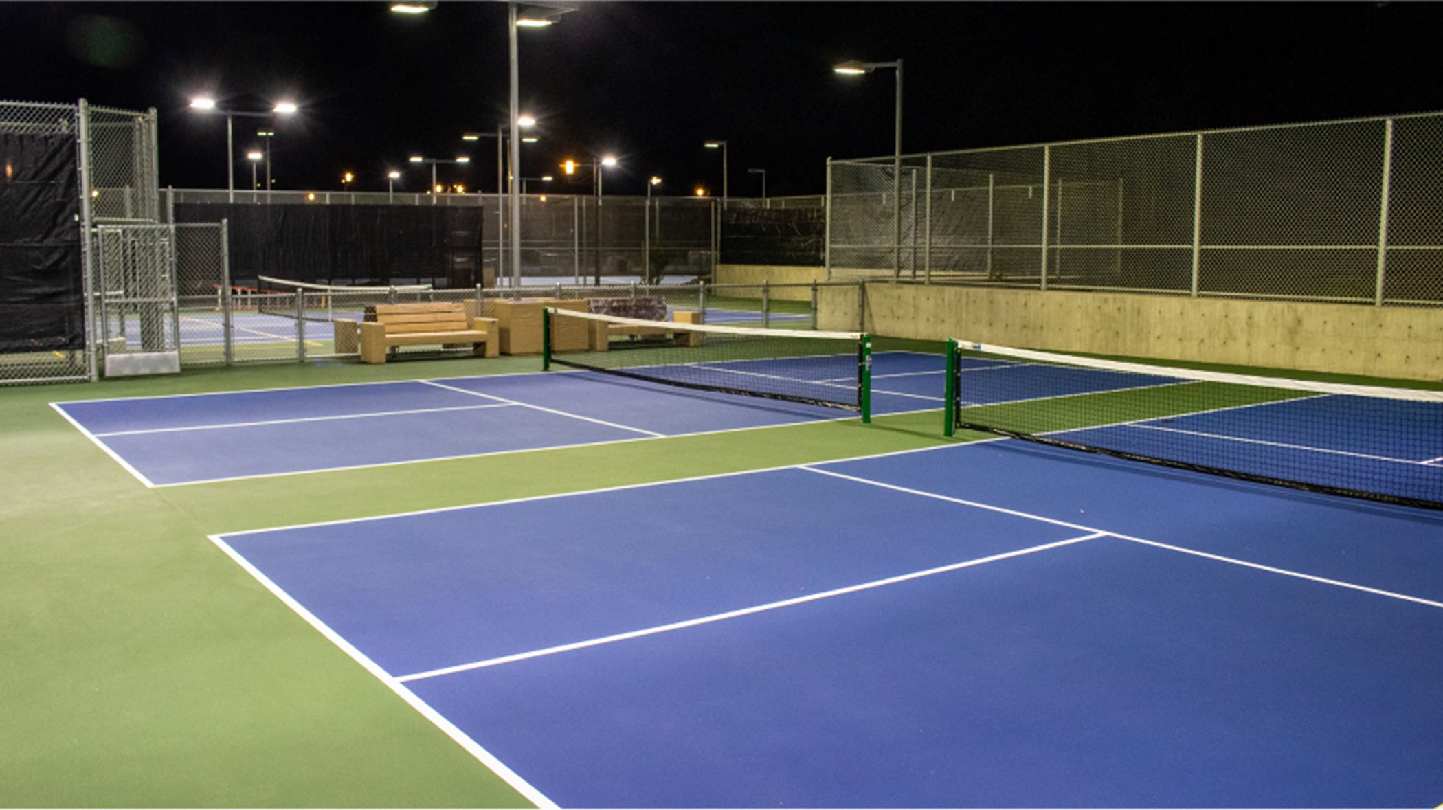 Tennis court at escencia sports park