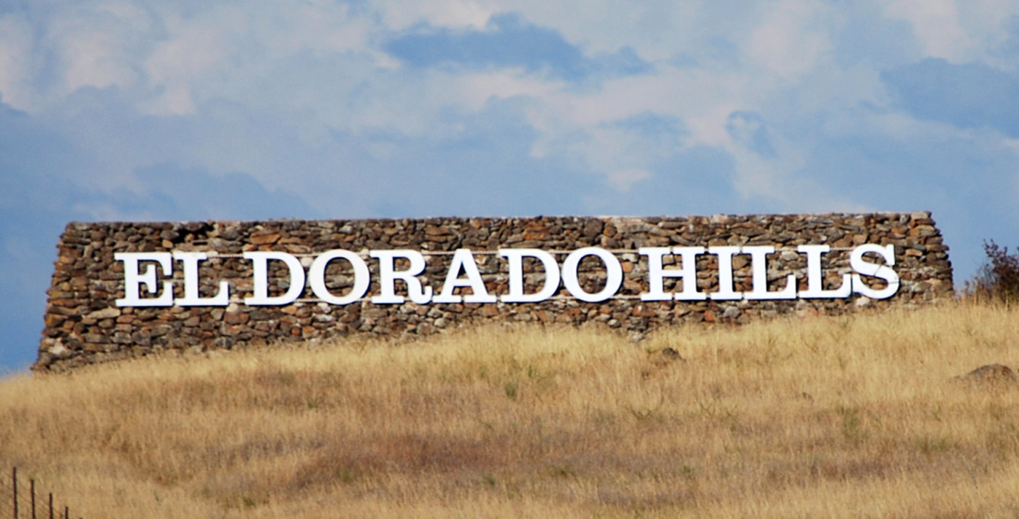 El Dorado Hills monument sign