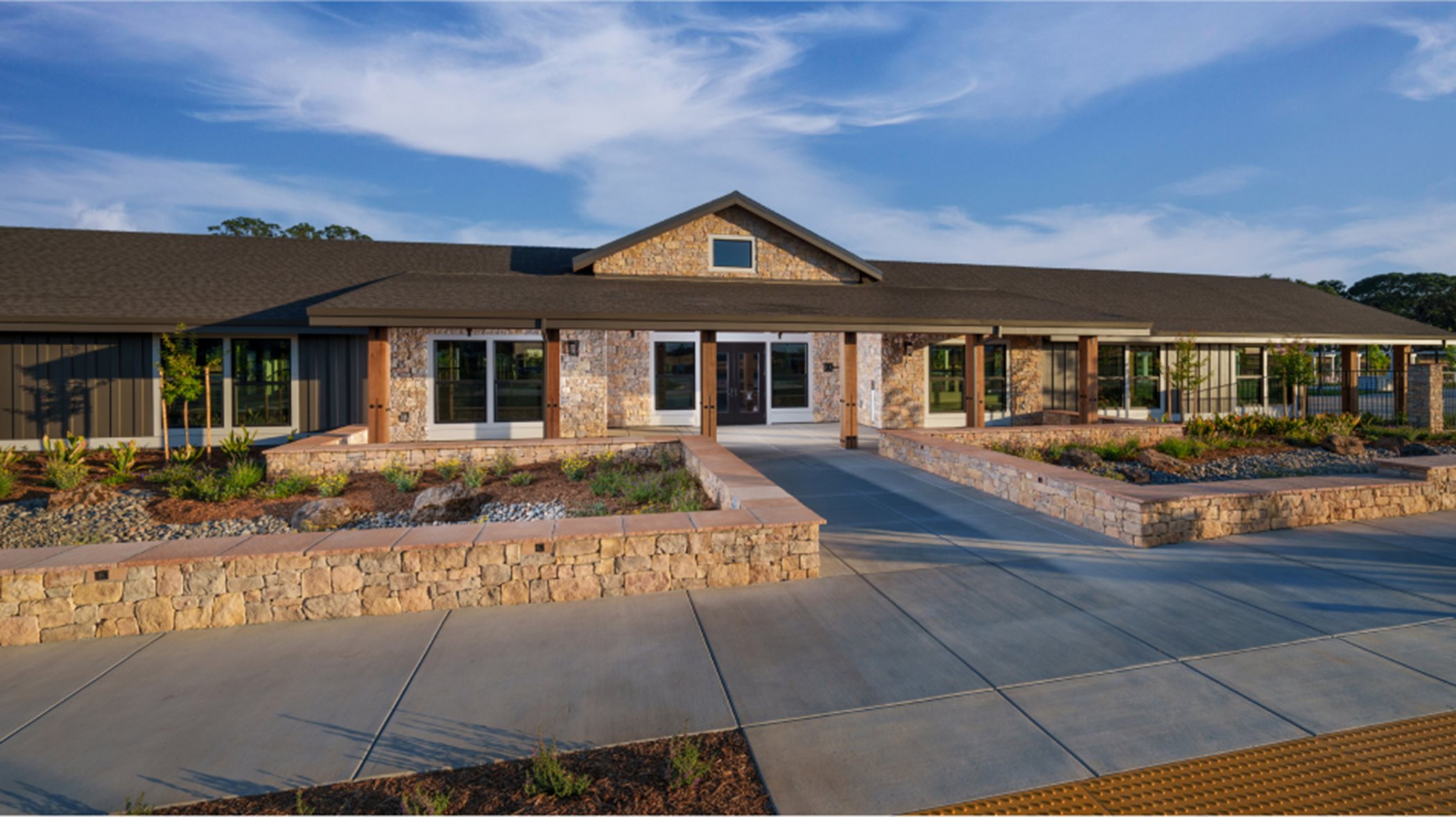 Heritage Placer Vineyards Clubhouse amenity exterior