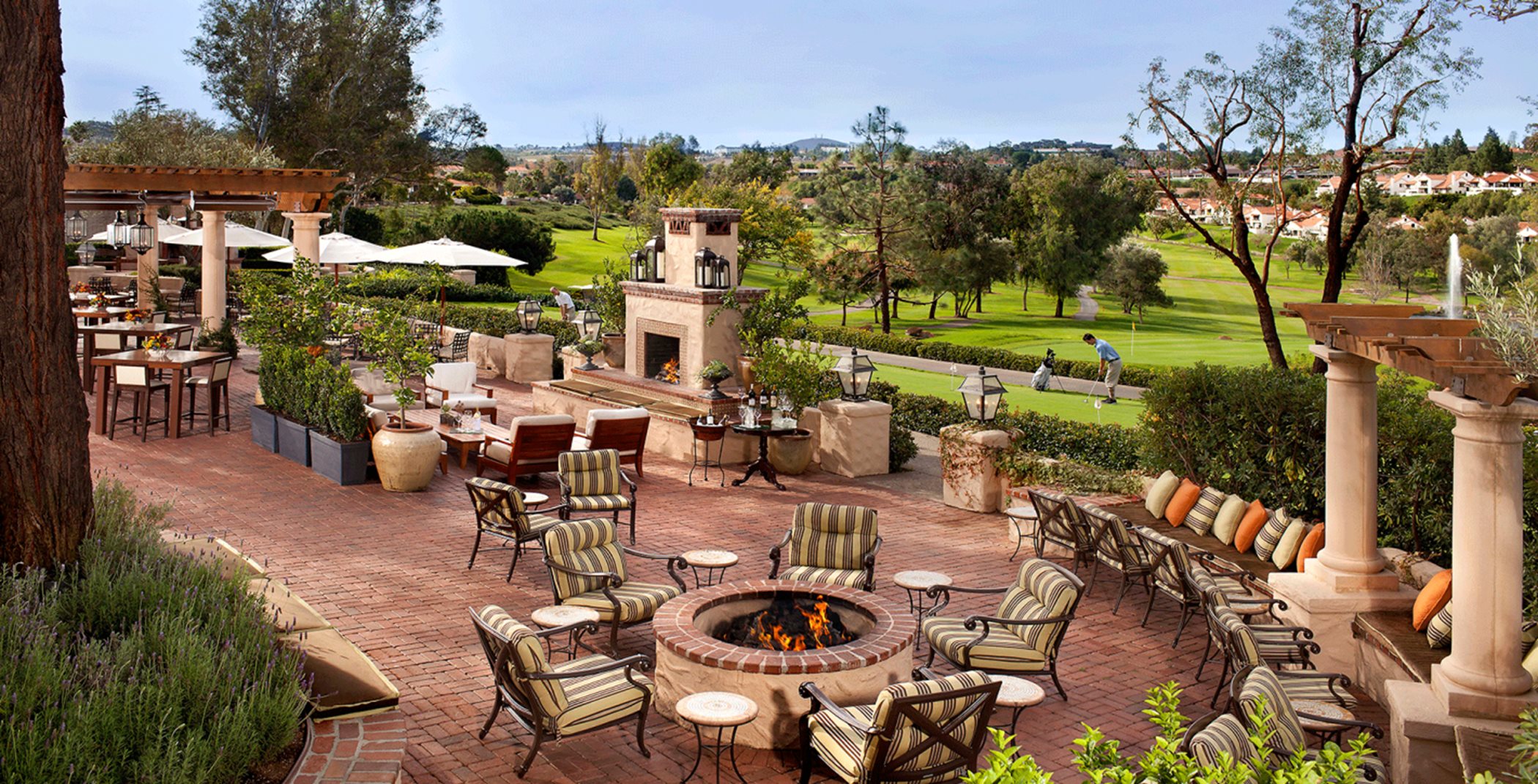Rancho Bernardo Inn outdoor seating area with fire pit