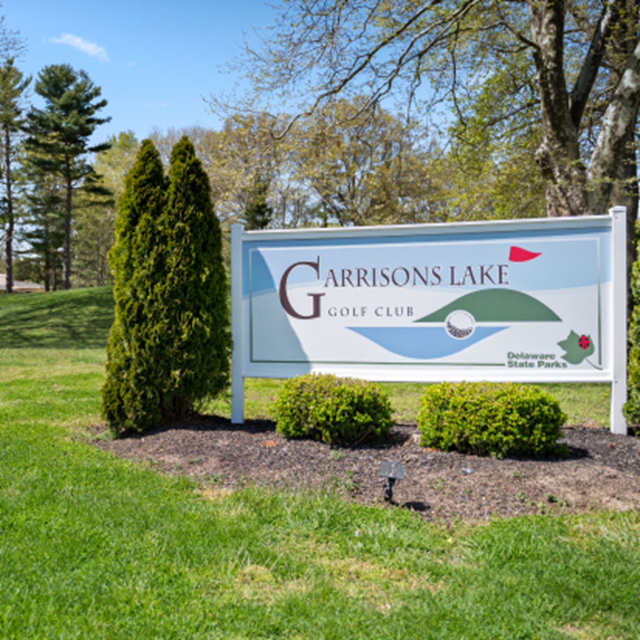 Garrisons Lake Golf Club Sign