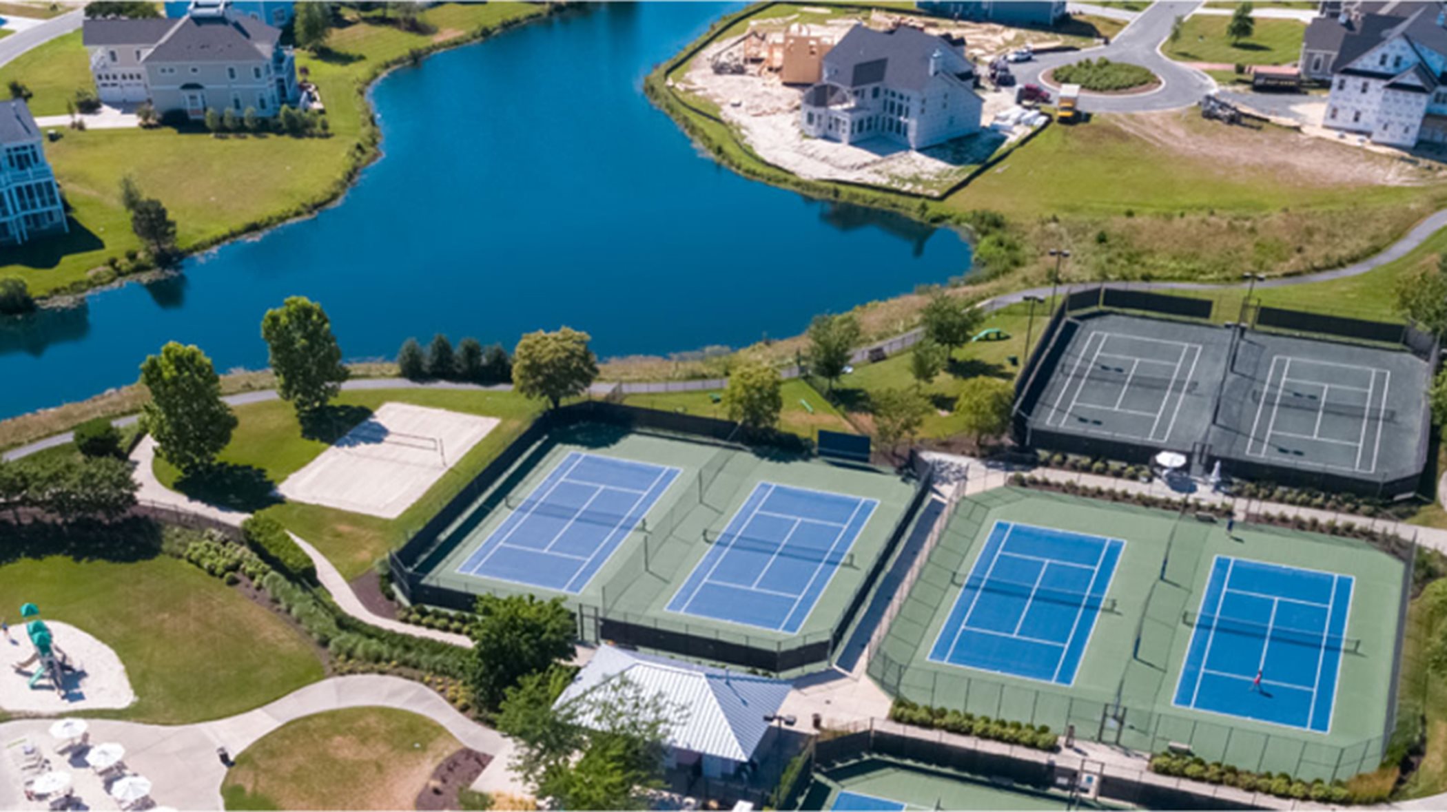 Peninsula Tennis Court