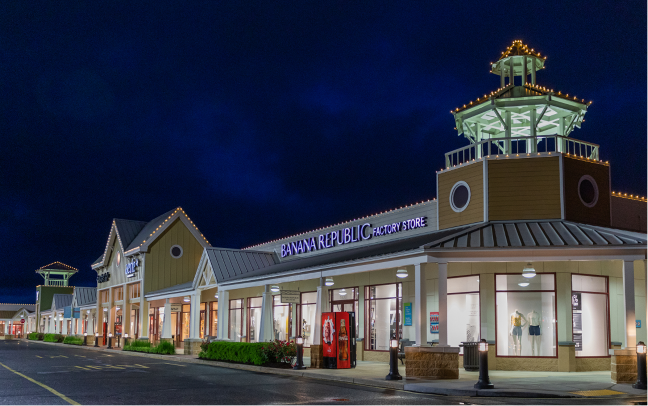 Tanger Outlets at night