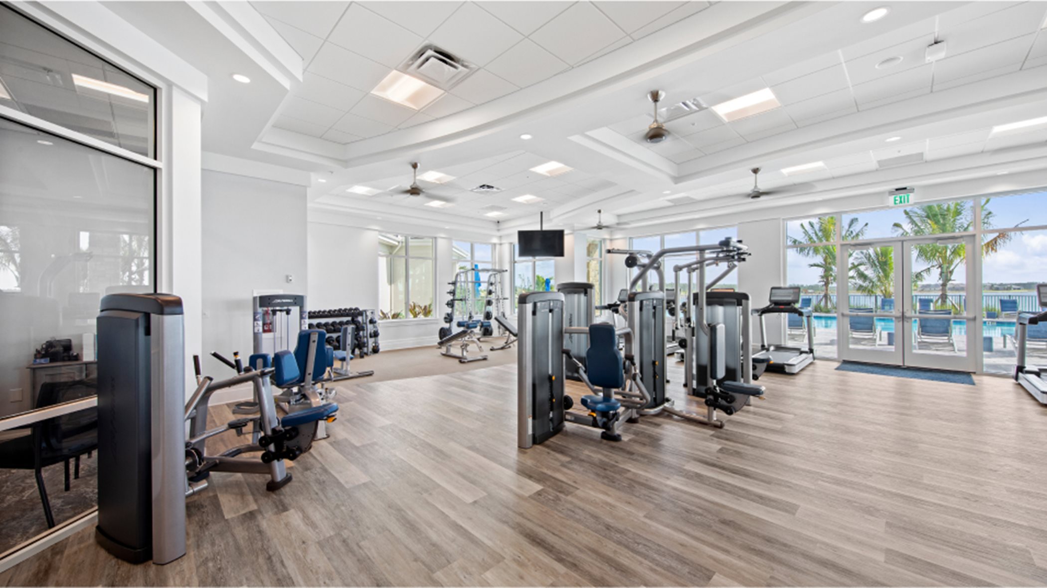 WildBlue sports club exercise room
