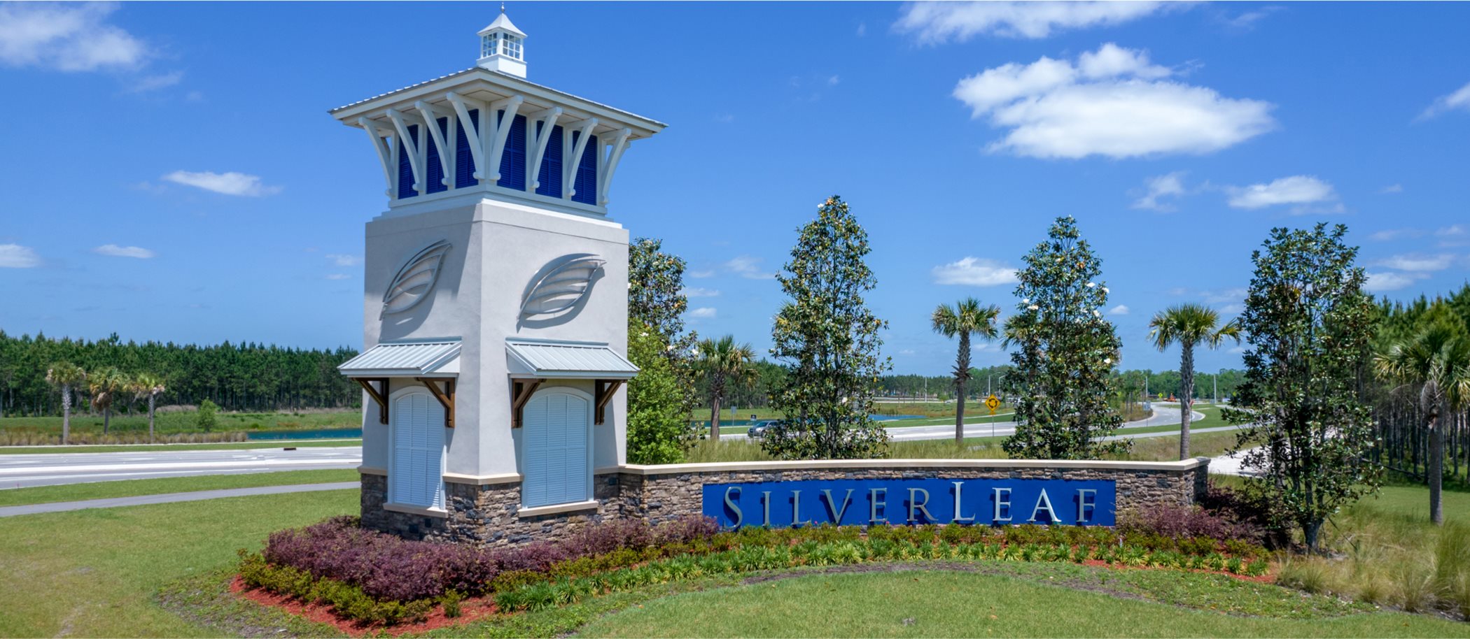 Silverleaf Entry monument 