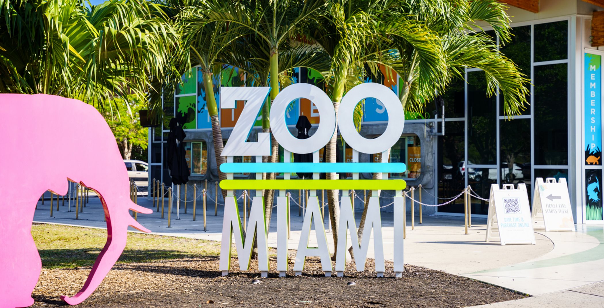 Zoo Miami entrance sign