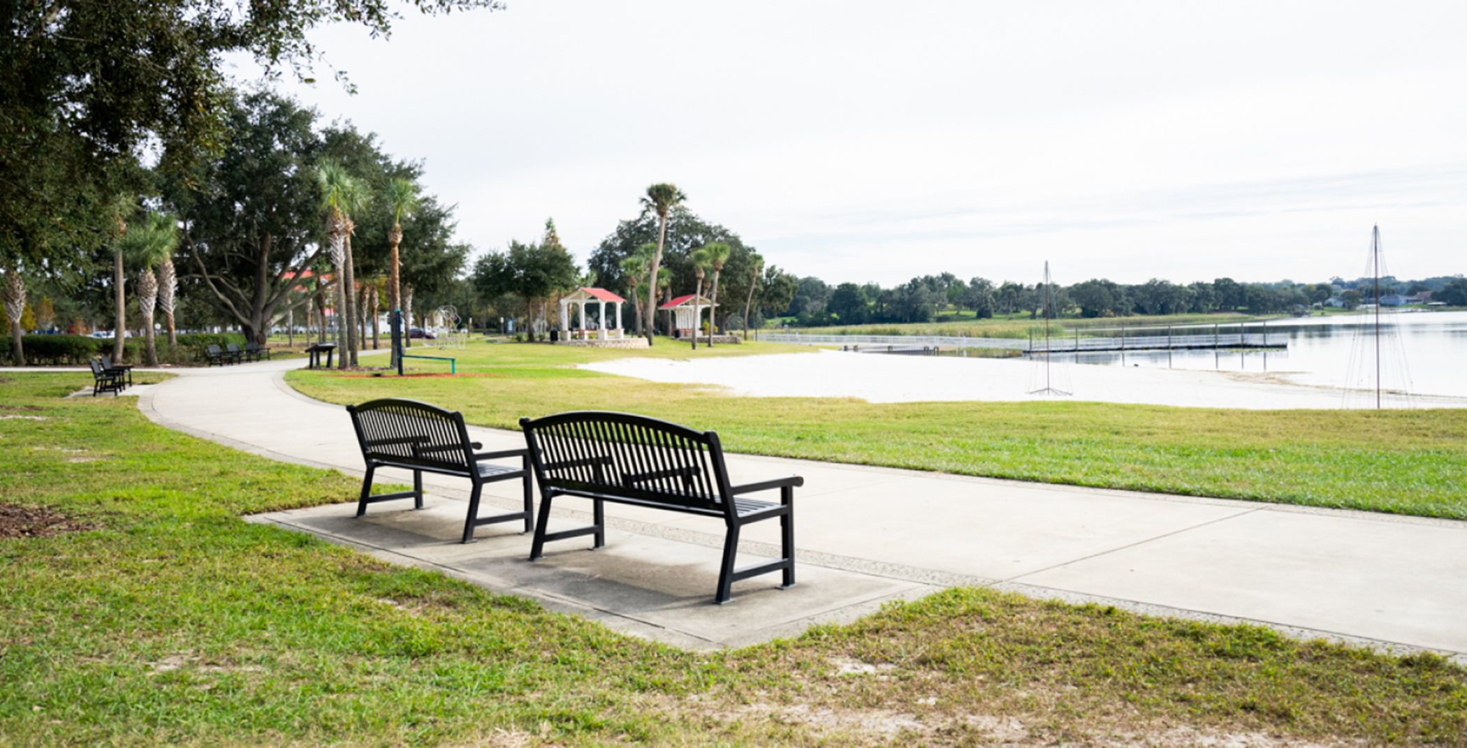 Lake Eva park bench