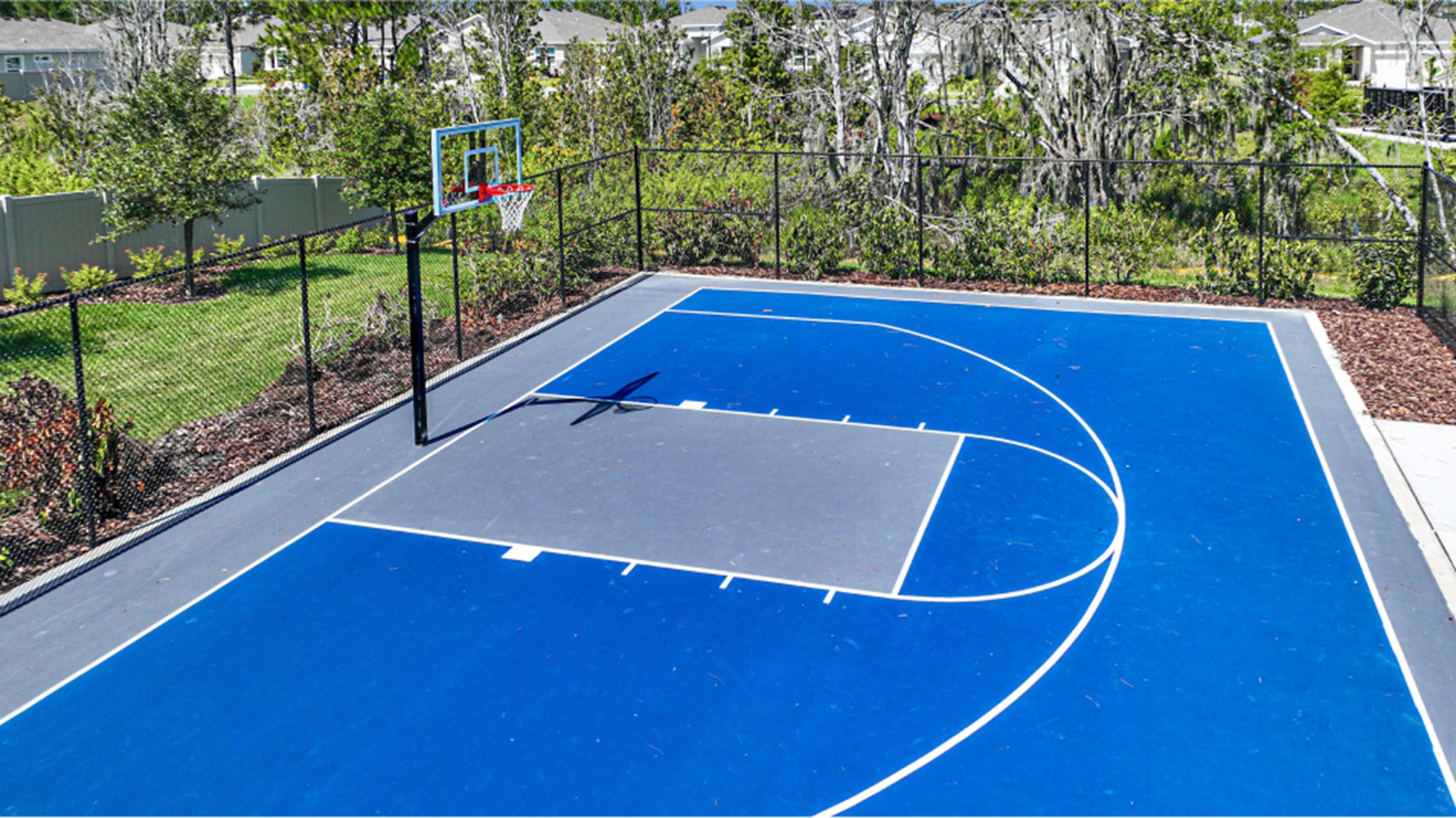 North Park Isle basketball court