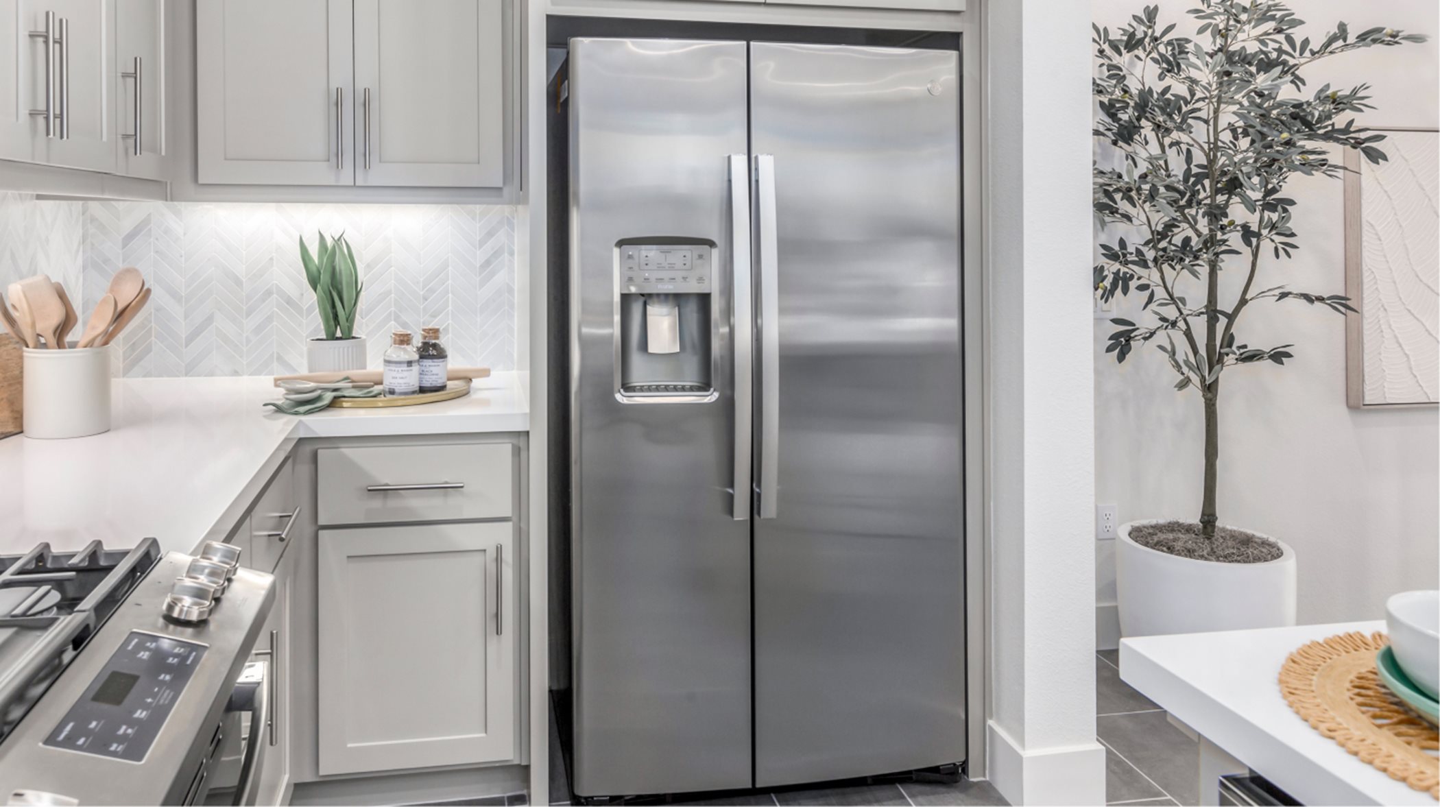 Aspect Innovation EI Refrigerator 