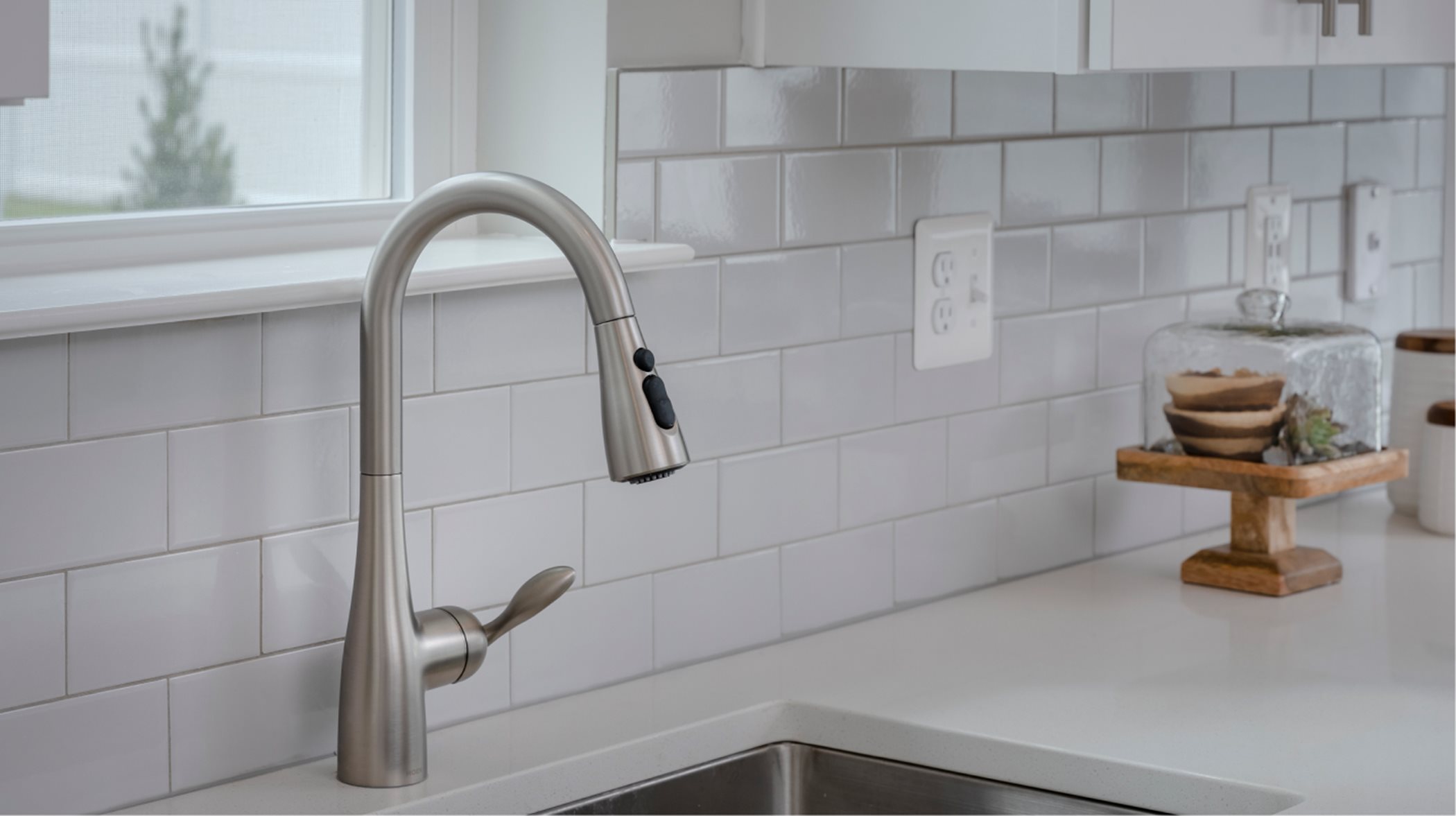 Southport Slab Kitchen Faucet, Sink, Tile Backsplash