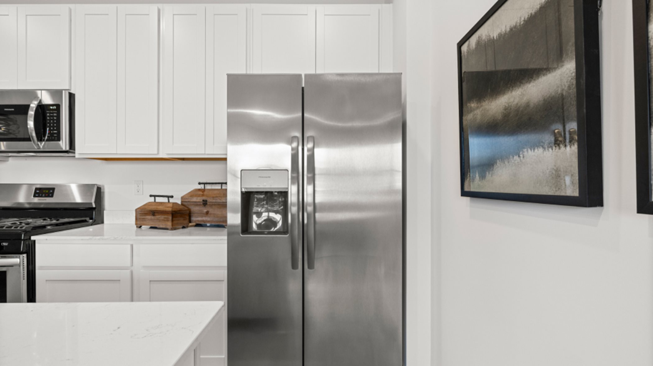 2 Story Townhomes Westgate Refrigerator