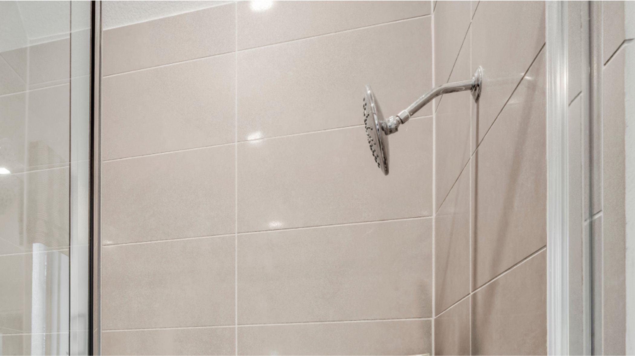 Avante Collection at Woodtrace Aventine Shower